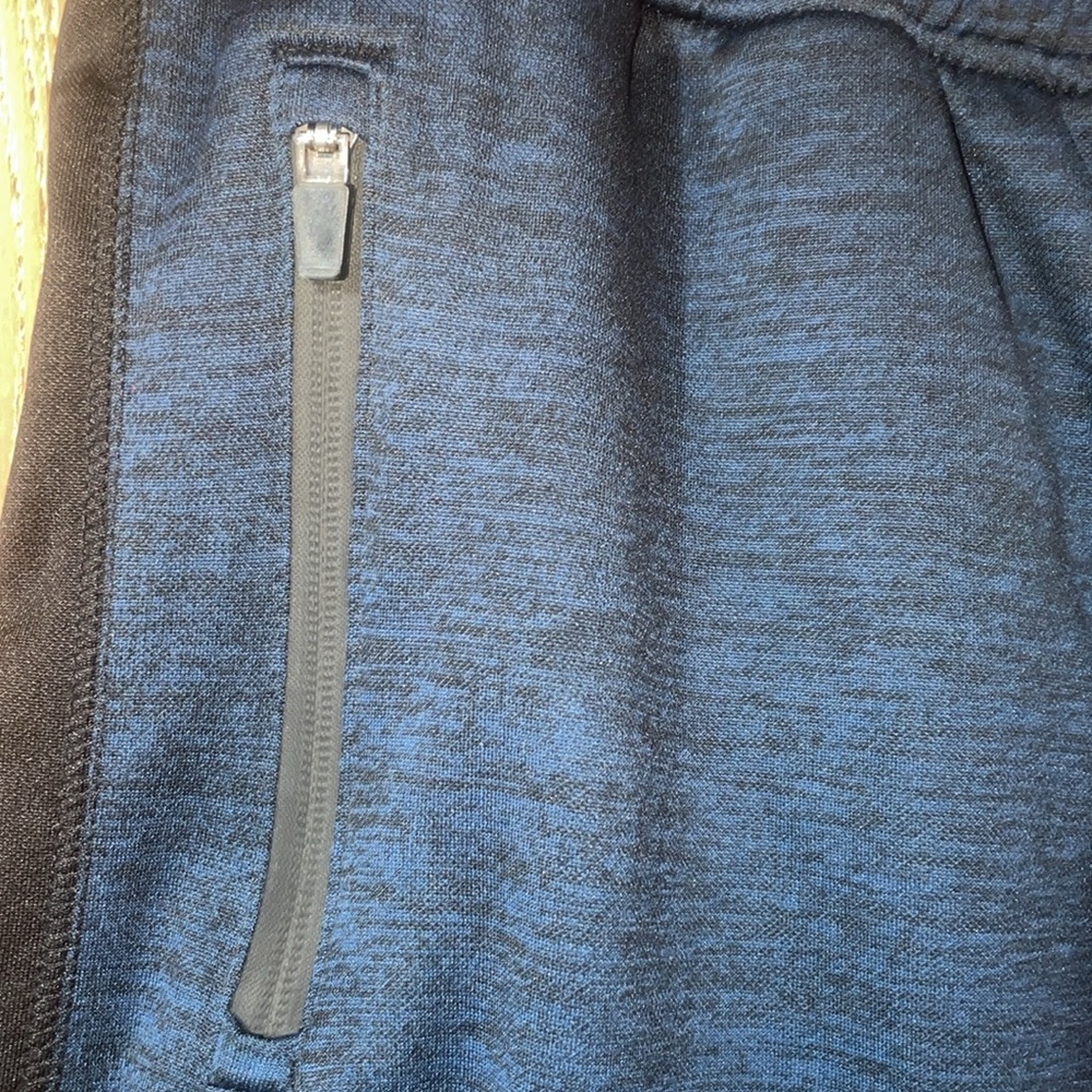 Burnside - Shorts - Zipper Pockets - Picture 3 of 6